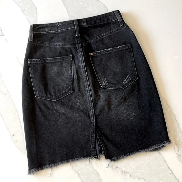 &DENIM by H&M Skirt Distressed, Raw Hem 4 - Picture 2 of 6